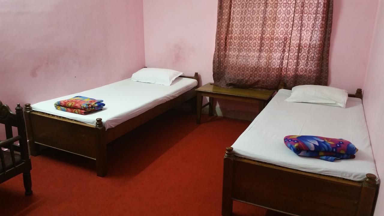 Renu Guest House Calcutta Eksteriør billede