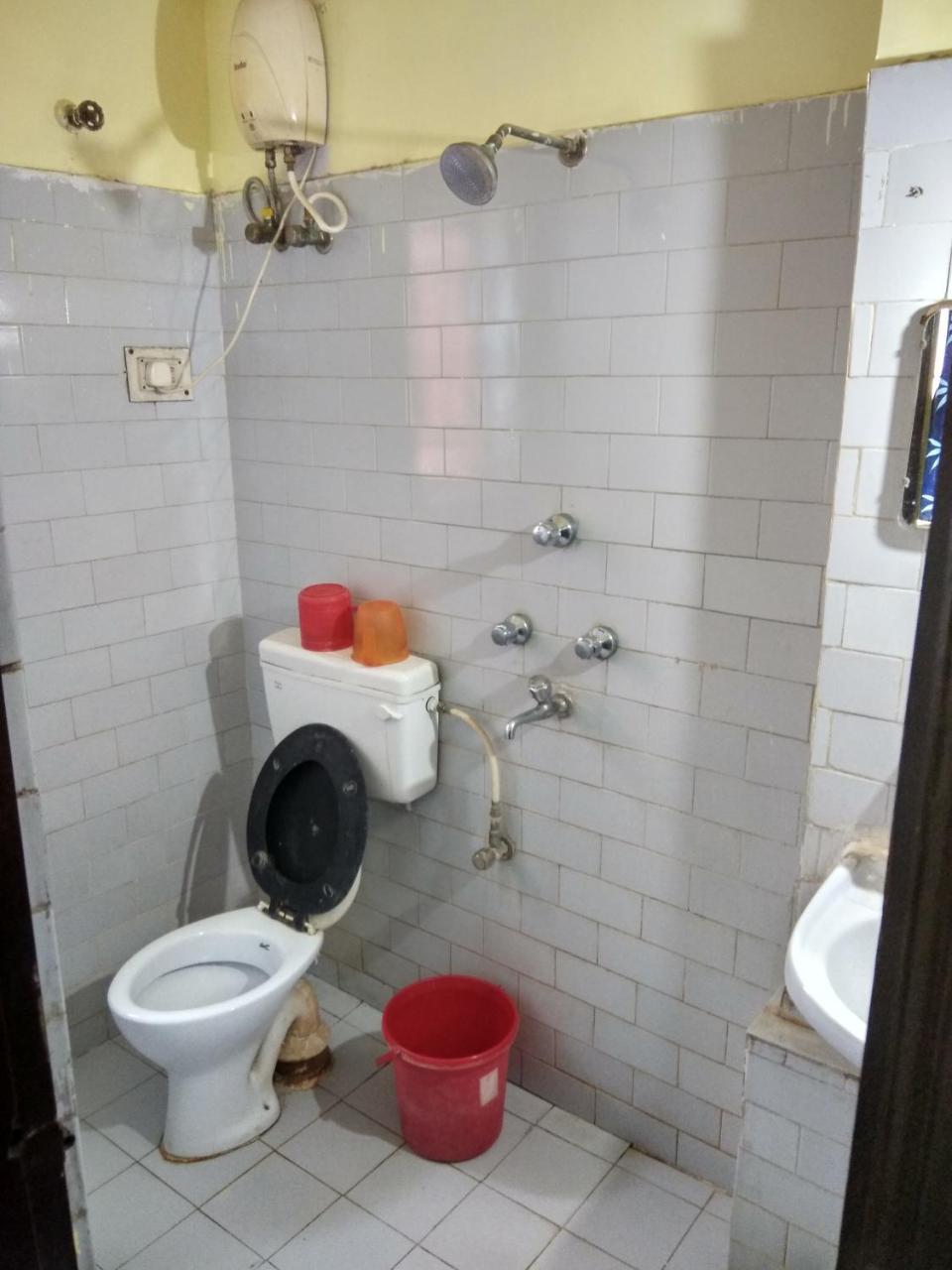 Renu Guest House Calcutta Eksteriør billede