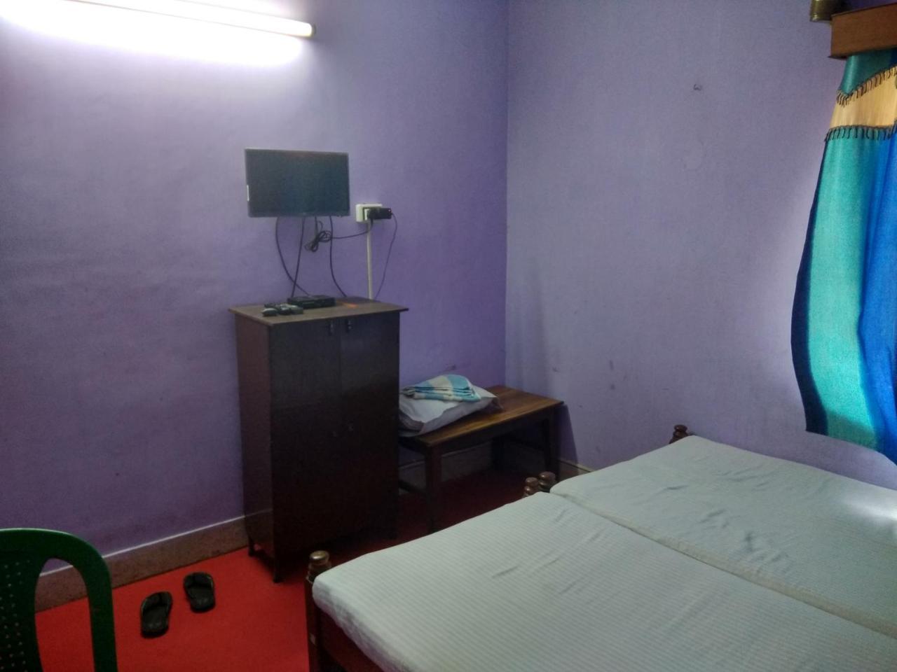 Renu Guest House Calcutta Eksteriør billede