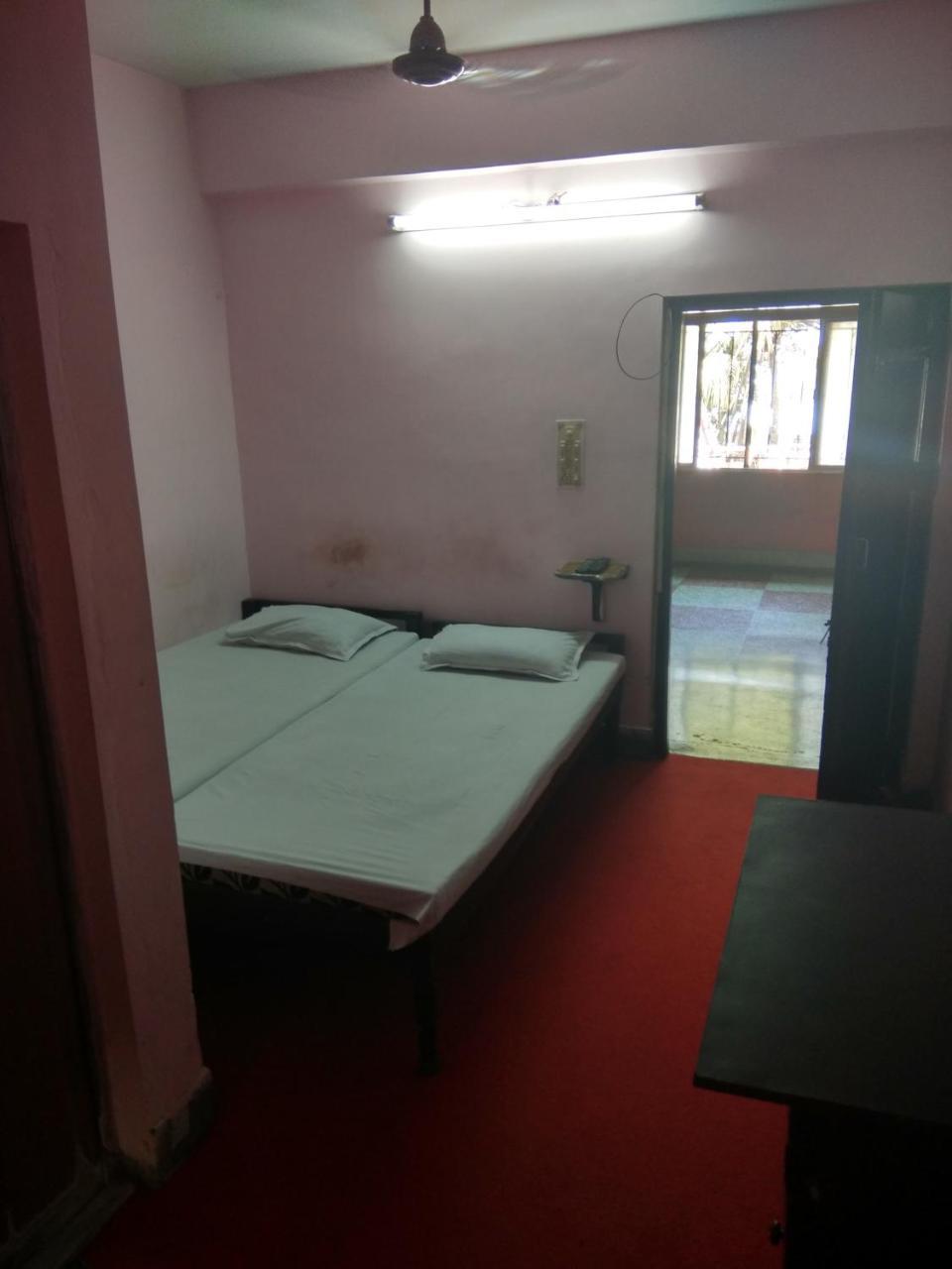 Renu Guest House Calcutta Eksteriør billede